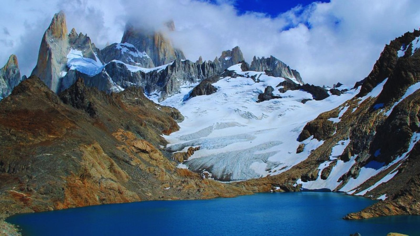 Laguna de los Tres Fitz Roy Trail